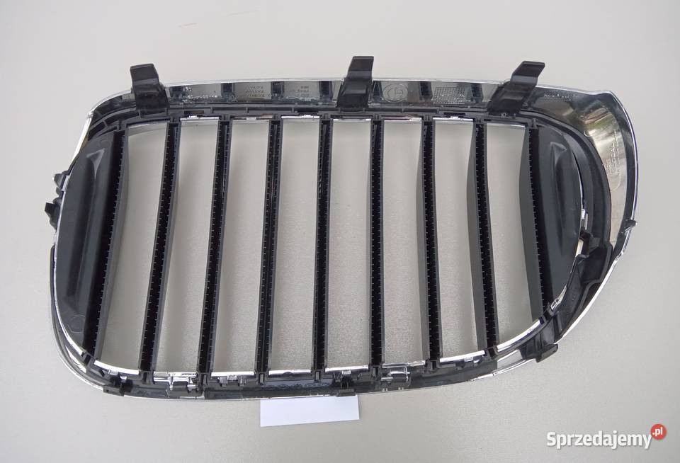 GRILL NERKA ATRAPA PRAWA CHROM BMW 7 G11 G12 Nowy Tomyśl