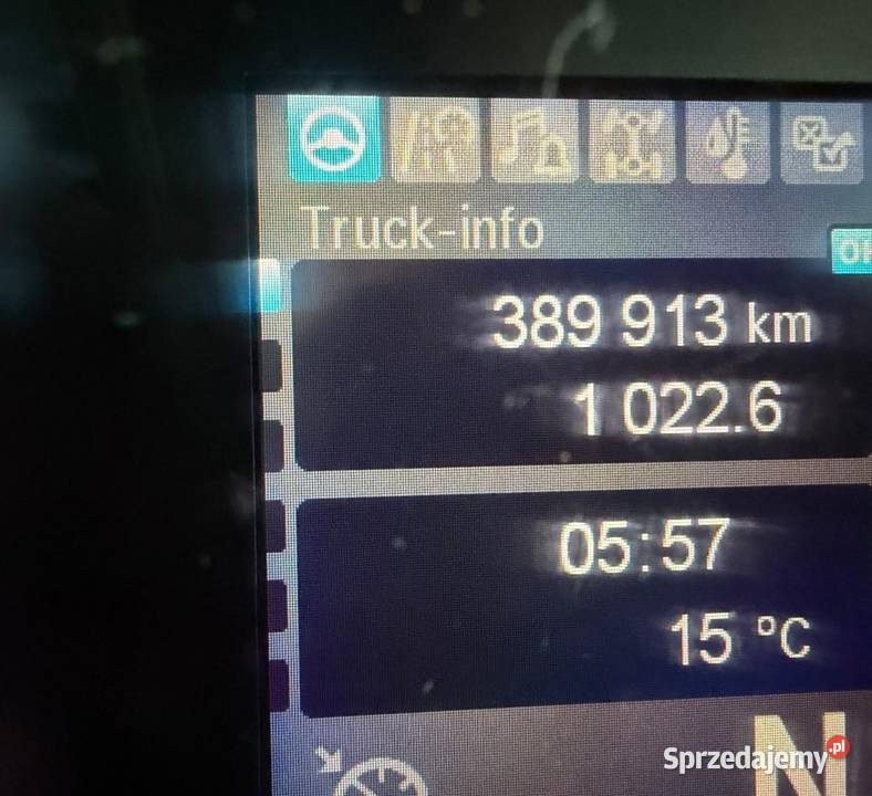 Mercedes wywrotka 8x8 z dzwigiem pierwszy właściciel Warszawa