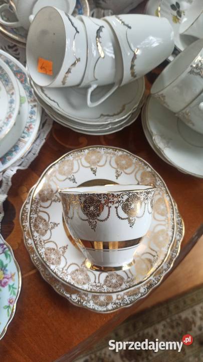 Filianka z talerzykiem deserowym
Dubarry England Gdańsk sprzedam