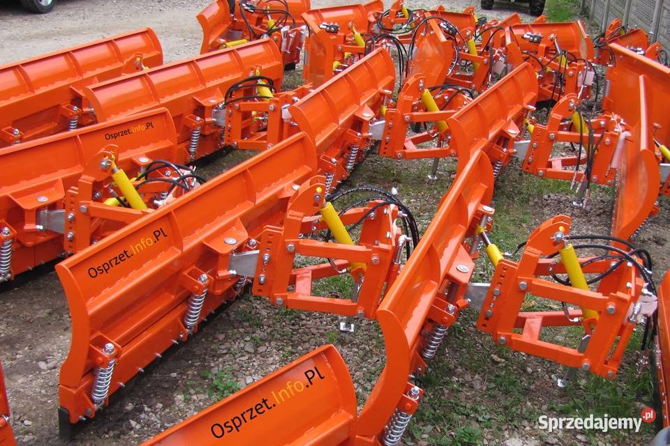 Pług do śniegu strzałkowy 150 do ciągnika Kubota sprzedam