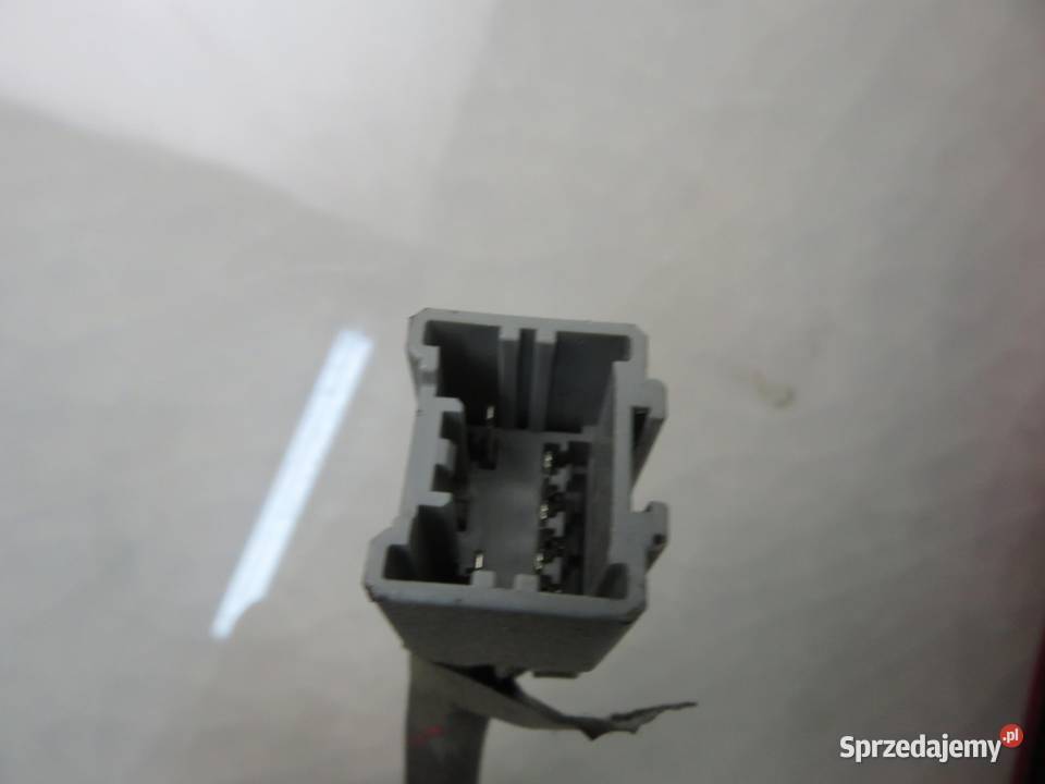 LAMPA PRAWA TYLNA HONDA HRV I GH osobowe