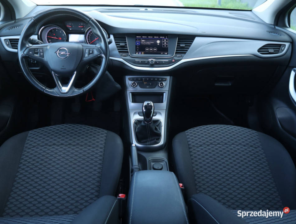 Opel Astra 12 Turbo
