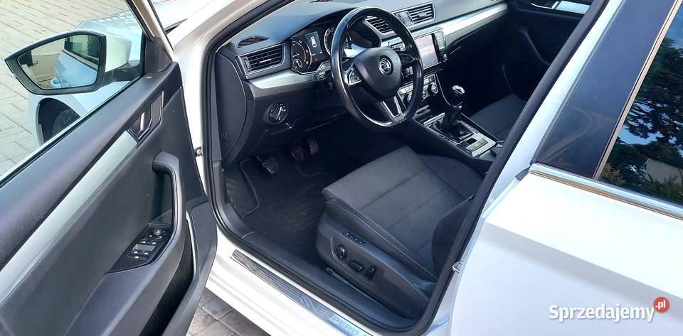 2017 20 TDI 150 BiKsenon z systemem AFS Navi czujnik zmierzchu Superb Bielawa sprzedam