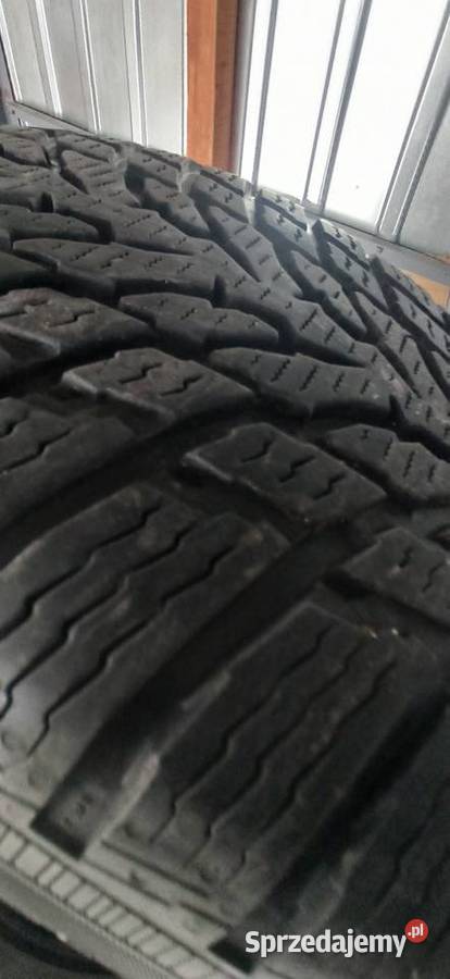 Opony zimowe 215 60 17 Nokian Opony i felgi Staszów