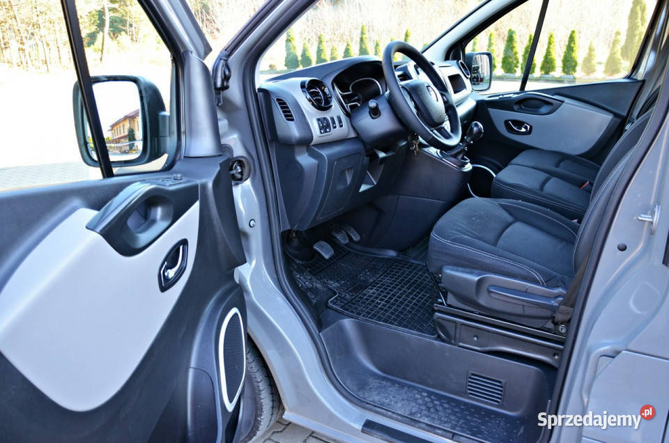 Renault Trafic 16 DCI 120 6cio Osobowy III 2014 120KM Ostrów Mazowiecka