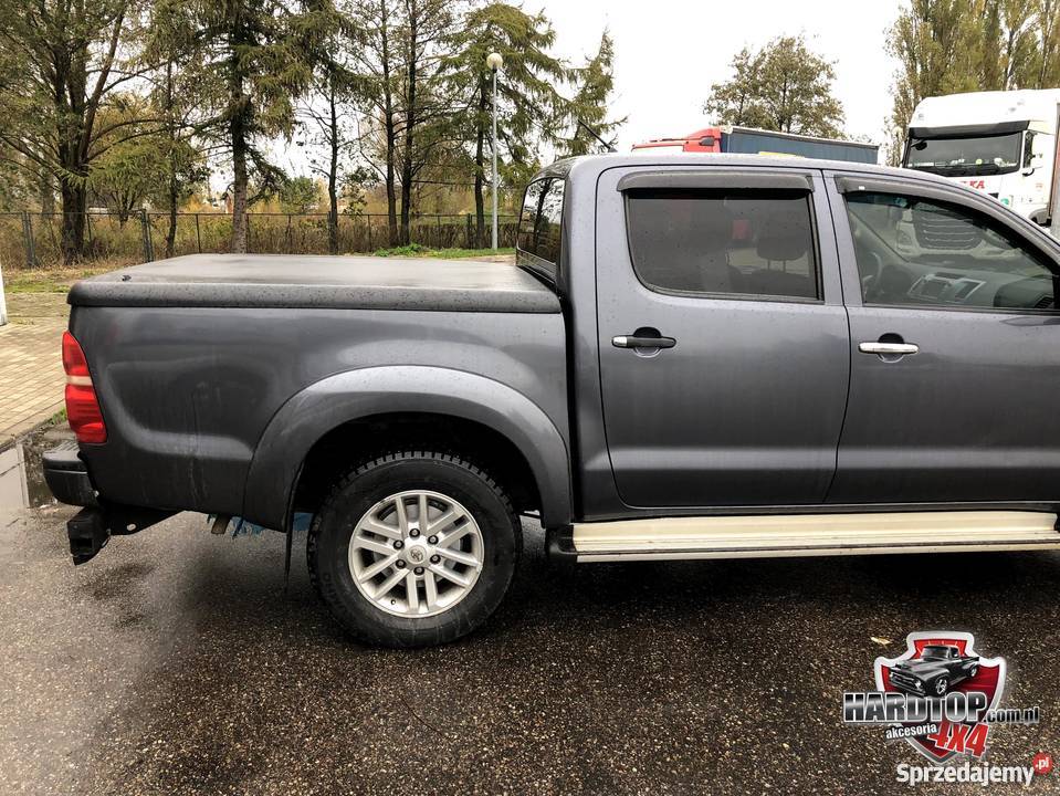 Pokrywa plastikowa paki Toyota Hilux r 2005 do osobowe Pasłęk