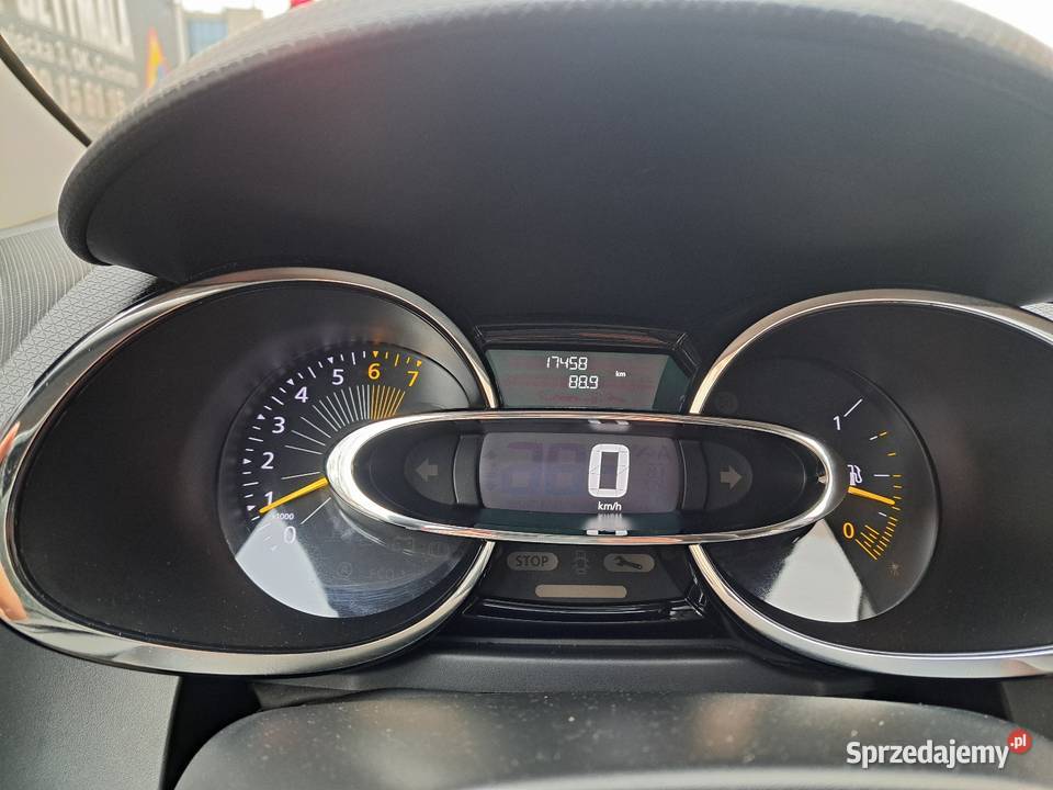 Renault Clio 12 17 polski salon serwisowany w ASO dolnośląskie