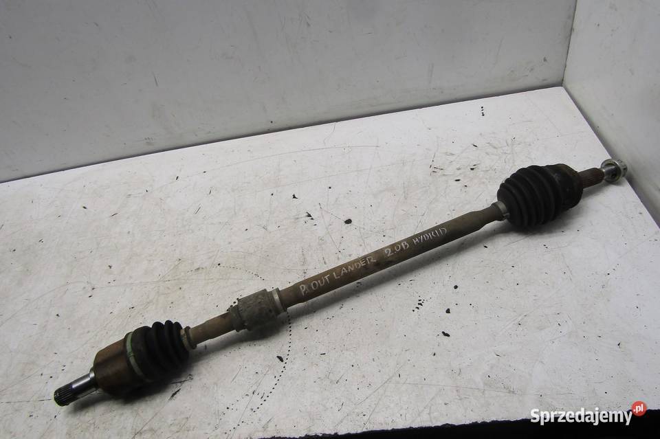 PÓŁOŚ PRZEDNIA PRAWY PRZÓD 20 DOHC MITSUBISHI