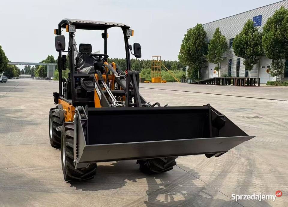 Nowa Koparkoładowarka BK3000KL Najlepszy Sprzęt Wrocław sprzedam