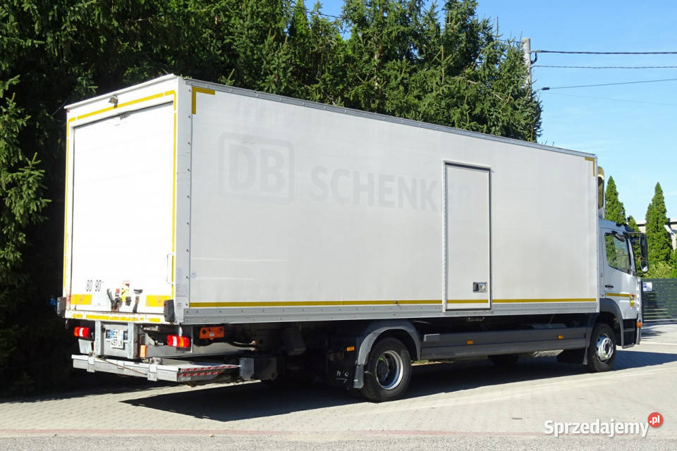 Mercedes Atego 1218 Euro 6 kontener 20pal winda Góra Kalwaria sprzedam