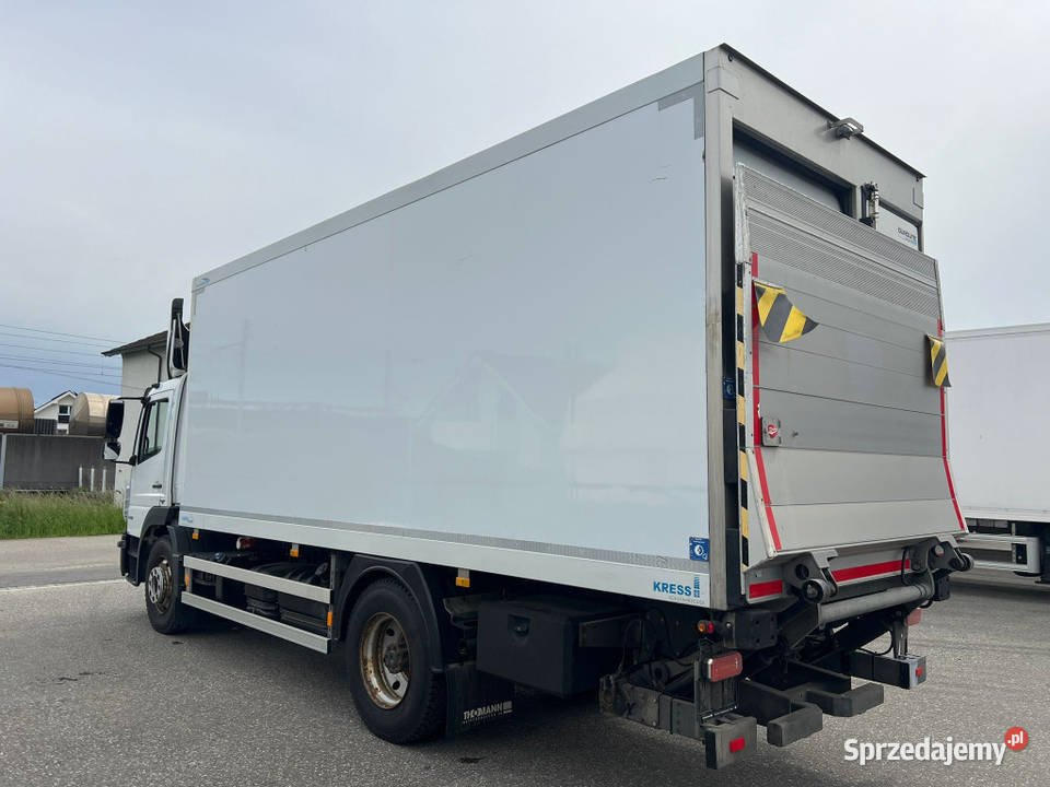 Chlodnia Mercedes Atego 1330 pierwszy właściciel Warszawa