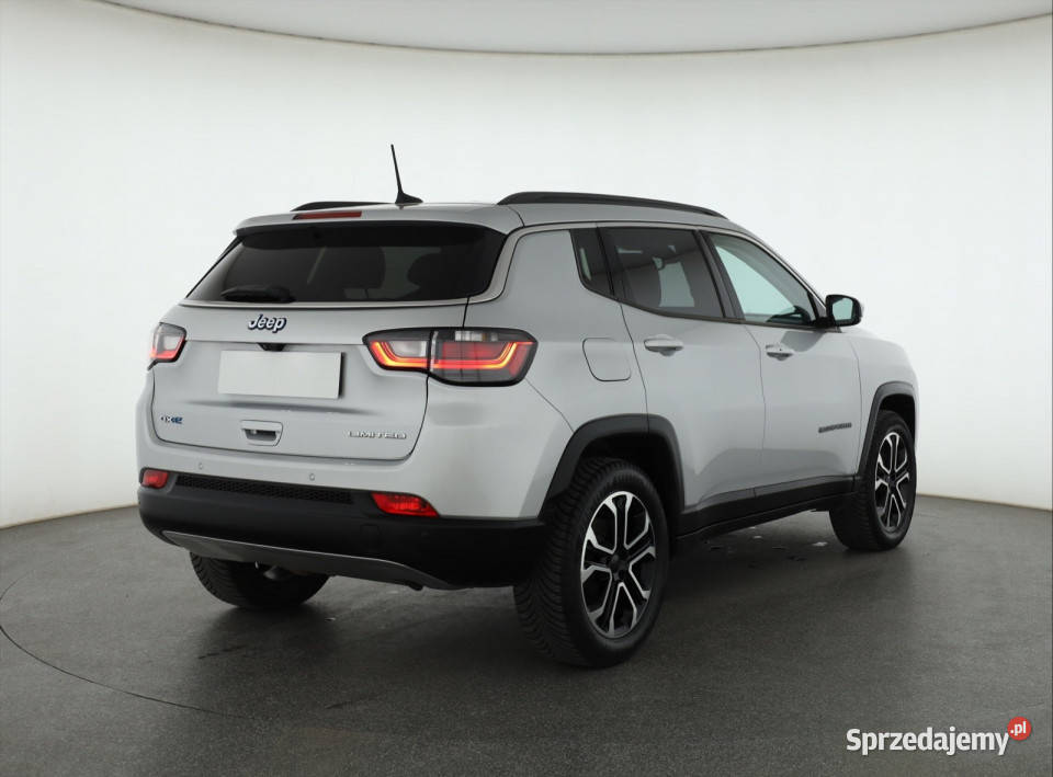 Jeep Compass 4xe srebrny Piaseczno