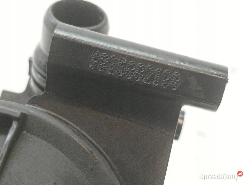 POMPA WODY 9825002180 15 TDCI ECOBLUE Ford Focus sprzedam