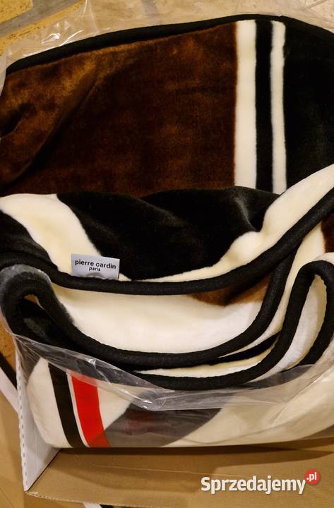 Luksusowy KOCNARZUTA na łóżkoNANCY Pierre Cardin Lublin