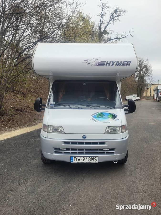 Zadbany kamper Hymer Camp 644 z platformą na Wrocław