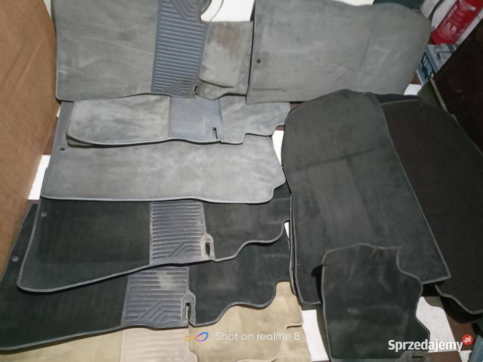 Mercedes 190 dywaniki przednie wykładzina osobowe sprzedam