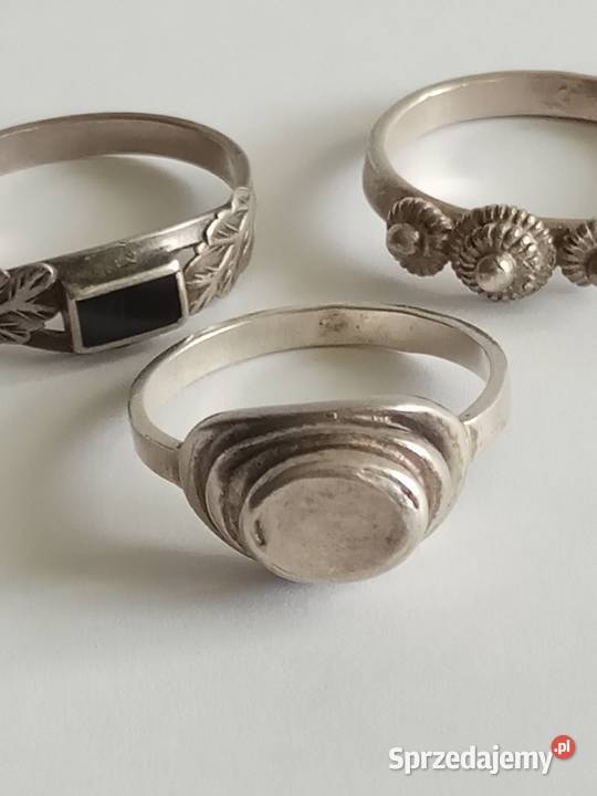 Śliczny srebrny stary pierścionek PRL Wrocław