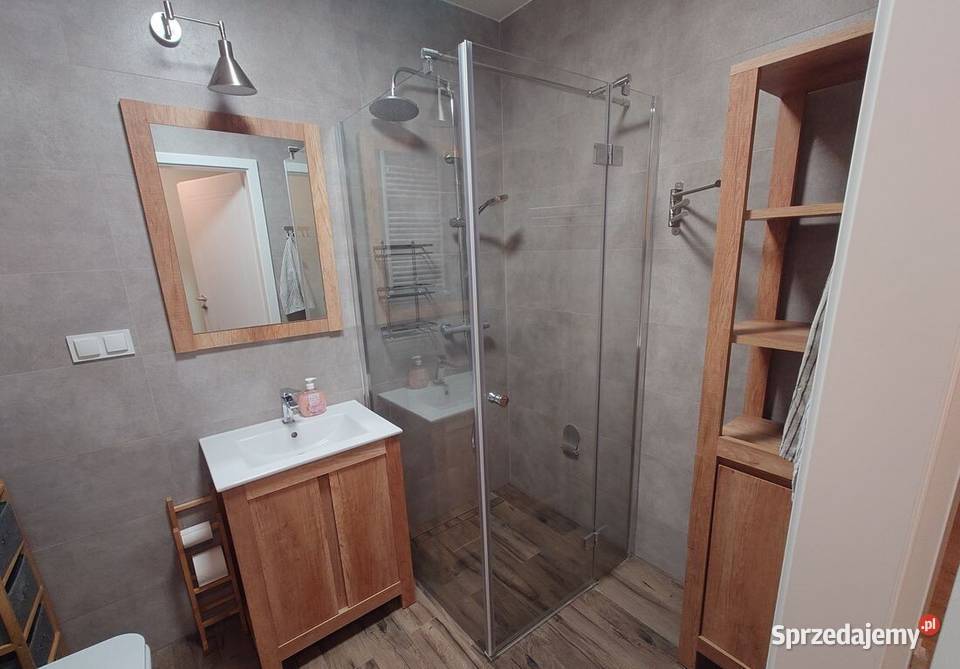 2pok 49met Paryskiej BALKONPARKING2022 Wrocław