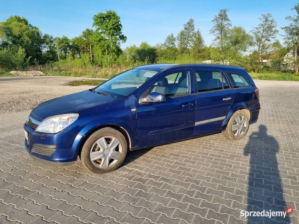 Opel Astra H III 3 Kombi 19 CDTi 74kW 2006r Astra