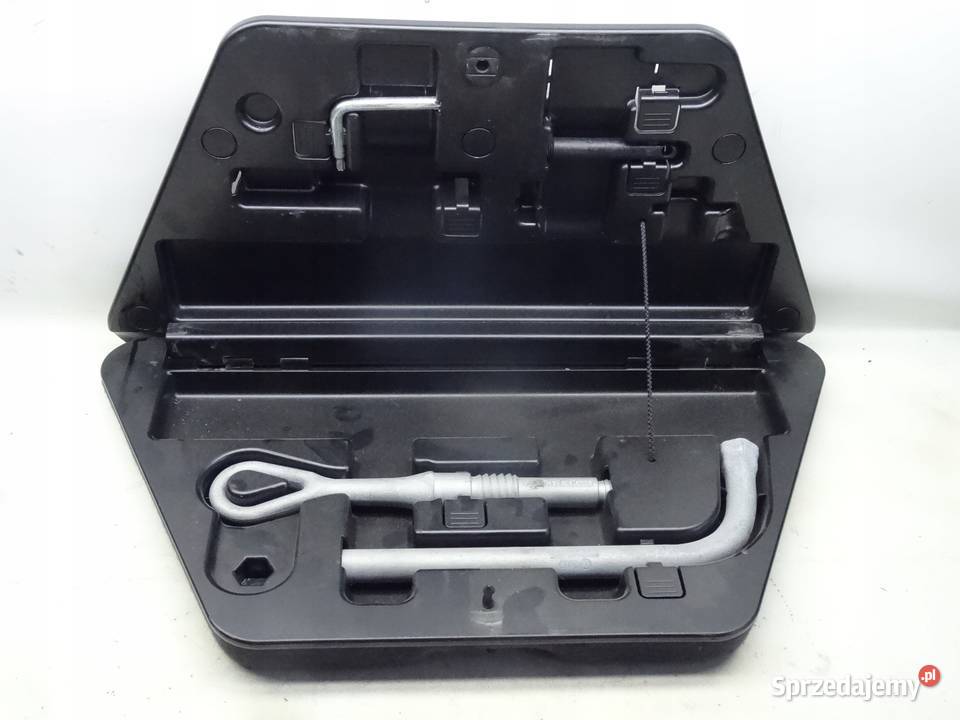 4E0012123C AUDI A8 D3 0307 SCHOWEK NARZEDZIA Schowki, półki Przemęt