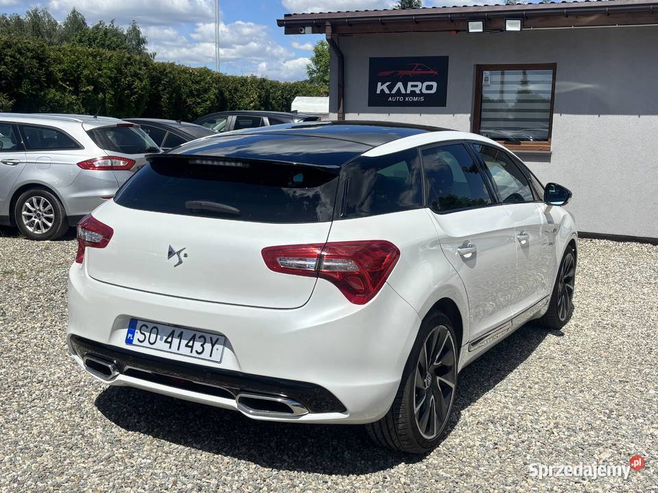 Citroen DS5 Hybryda 4x4 gniazdo USB Paniówki