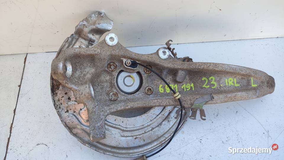 ZWROTNICA PIASTA BMW 5 G30 G31 LEWA PRZÓD osobowe Włoszczowa