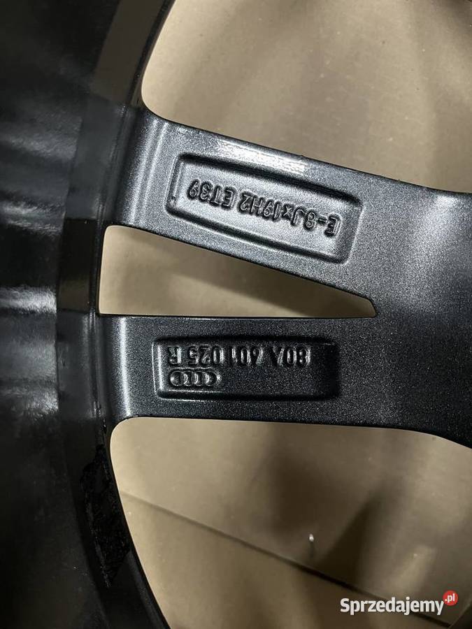 Felga aluminiowa Audi Q5 SQ5 80A601025R 8Jx19 Samochodowe Gostyń