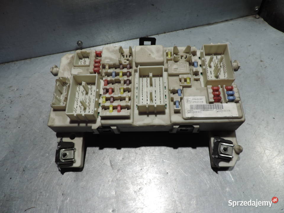 SKRZYNKA BEZPIECZNIKÓW FORD FOCUS MK2 małopolskie Nowy Sącz