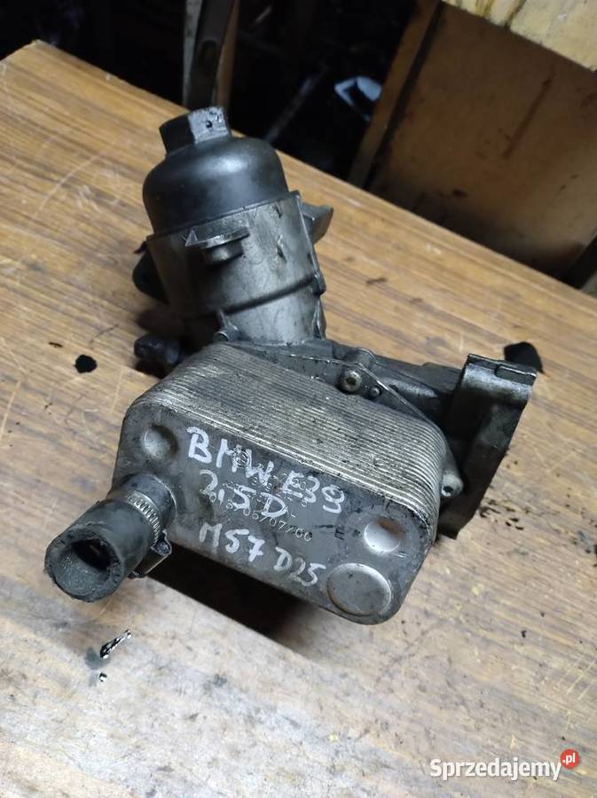 BMW E39 M57 25D obudowa filtra oleju chłodnica Części samochodowe Kielce