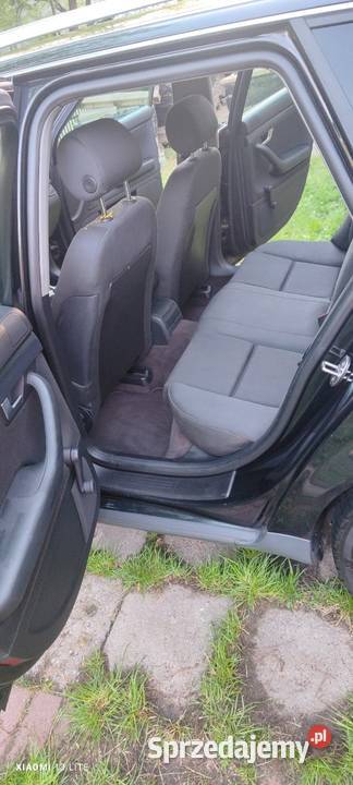 Sprzedaję Audi A4 B6 kombi Łowicz