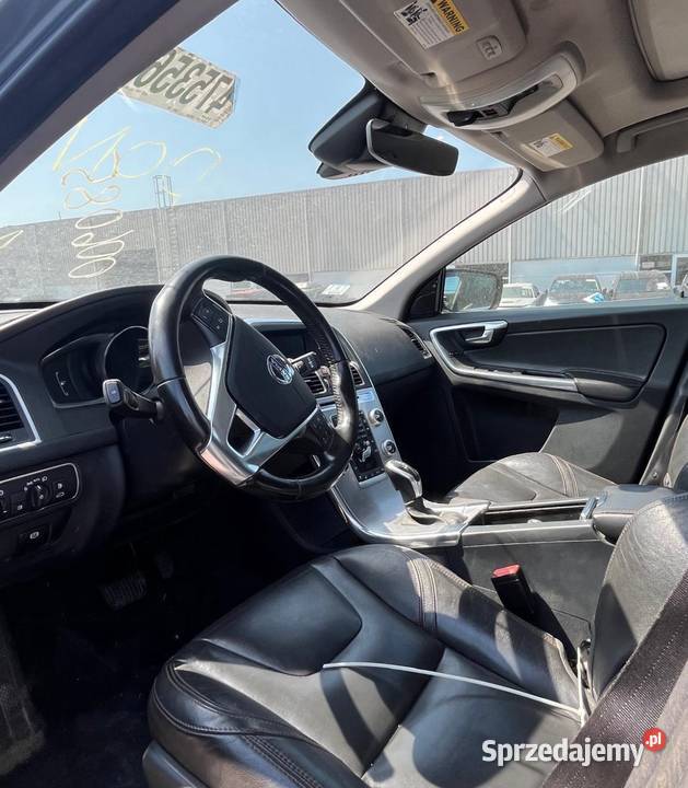 Volvo xc60 T6 AWD DYNAMIC benzyna Siedlce sprzedam