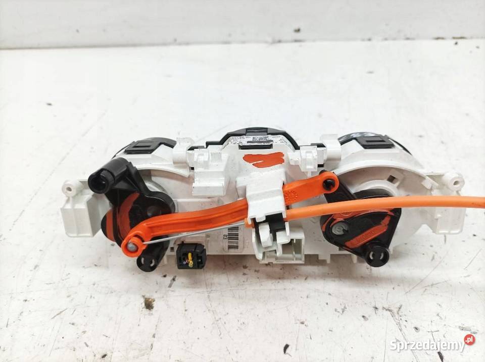 PANEL NAWIEWU 96722483ZD Peugeot 208 I 2012 Rok produkcji 2015