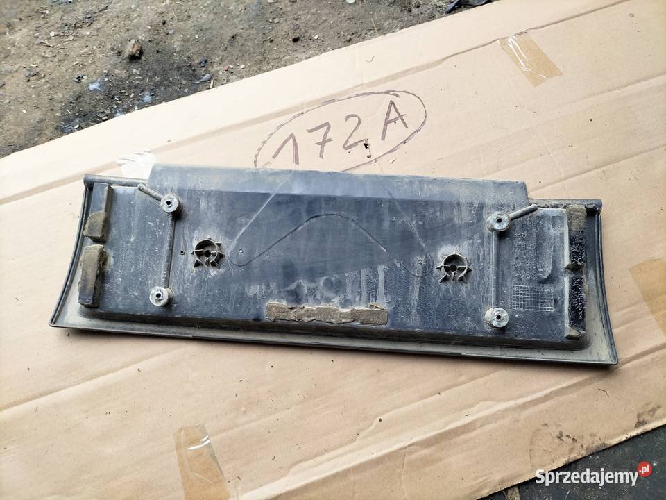 AUDI 80 B4 SEDAN Blenda bagażnika plastik pod Kamień-Kolonia