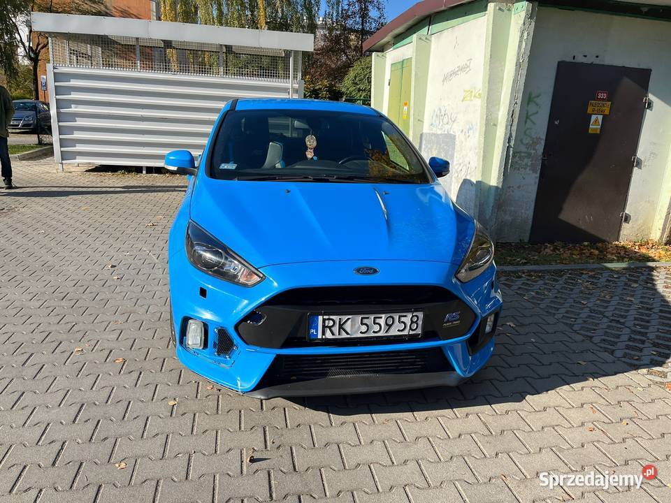 Syndyk sprzeda FORD DOCUS RS benzyna Focus
