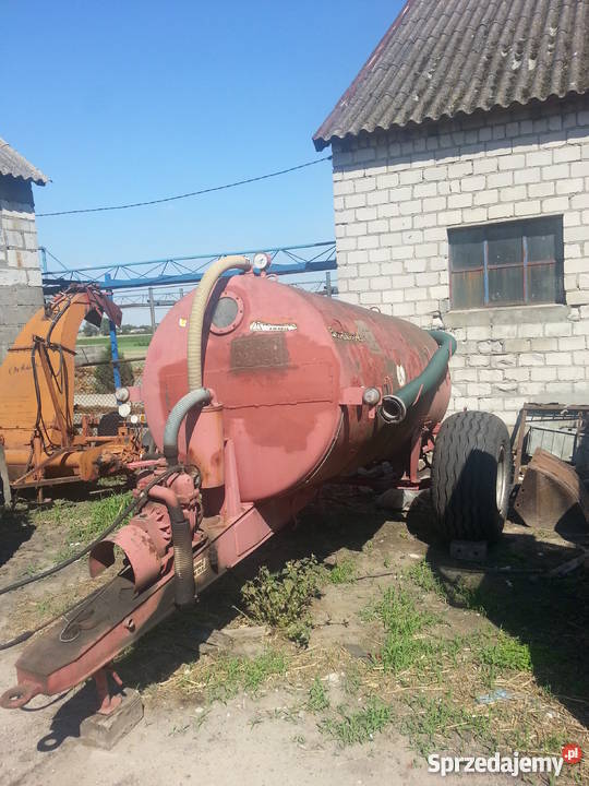Beczkowóz POMOT CHOJNA 4000L Uszkodzony zbiornik Radziejów