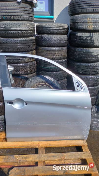 Drzwi Mitsubishi prawy przód Rok produkcji 2010