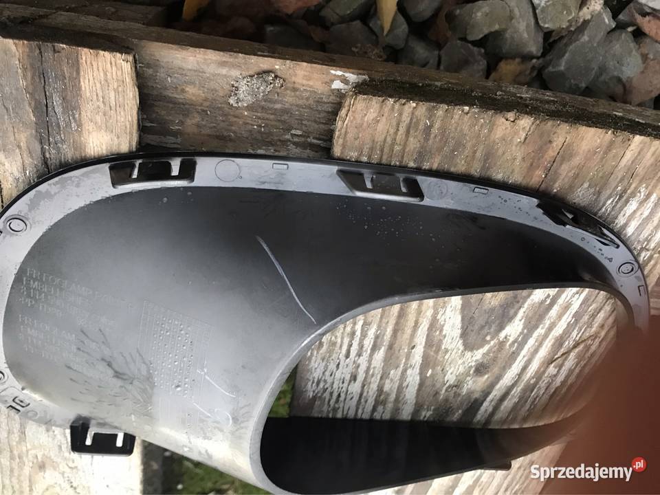 Citroen C3 III prawa ramka halogena 9813344677 Rzeszów