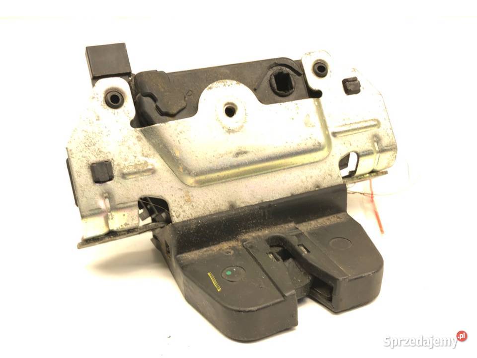 ZAMEK KLAPY TYŁ OPEL ASTRA H Kombi 1317285 0414