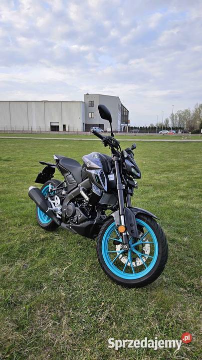 NA SPRZEDAŻ Yamaha MT125 2024 2100 GWARANCJA srebrny