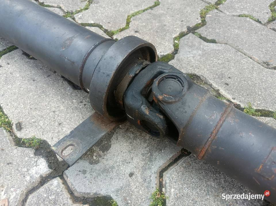 4D0521101P WAL KARDANA NAPĘDOWY AUDI A8 D2 37 sprzedam