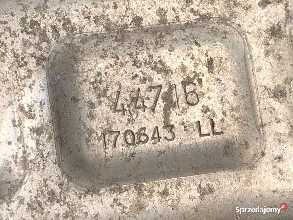 BELKA ZDERZAKA TYŁ CITROEN C4 PICASSO II Minivan