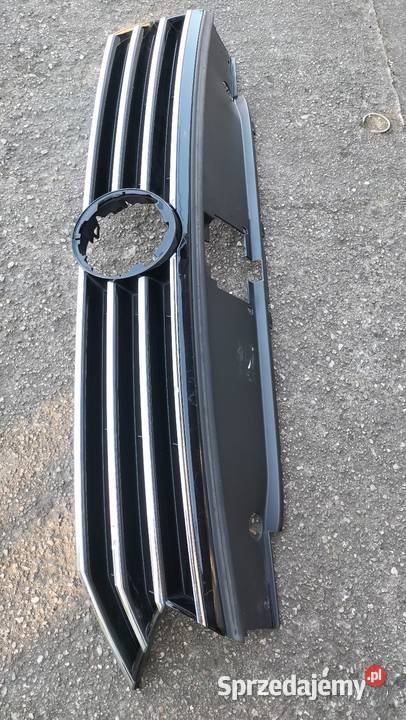 Grill Atrapa VW Passat B8 oryginał ładny stan Atrapy Chocianów