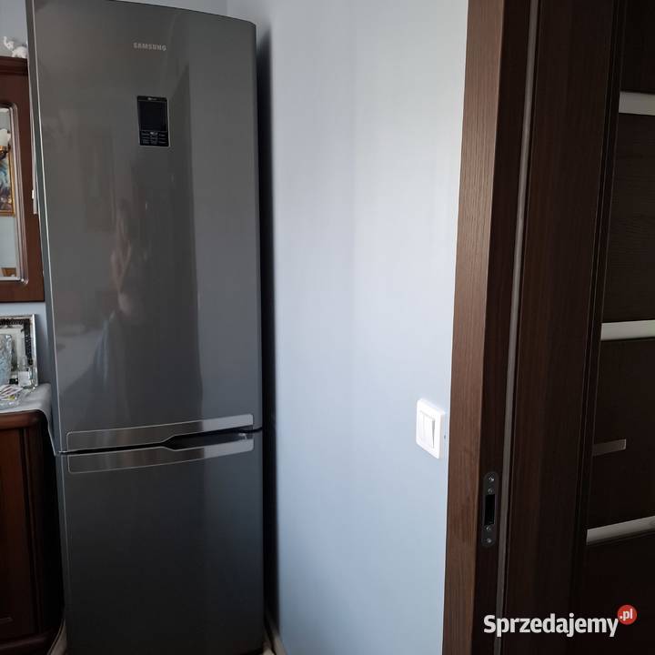 Sprzedam lodówkę Samsung Stan Stargard