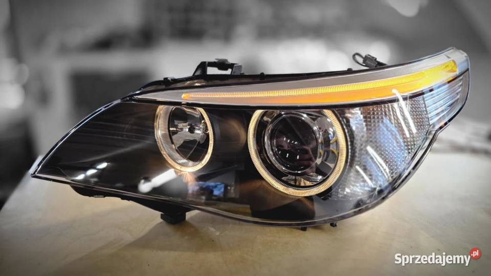 Reflektory BMW E60 E61 pre Lci bi xenon Kielcza sprzedam