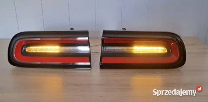 Dodge challenger lampy tył konwersja usa na eu