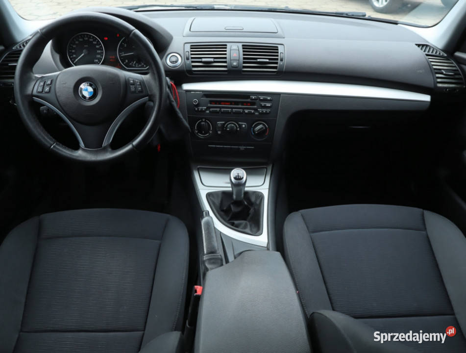BMW 1 118i 1995cm3 Łódź