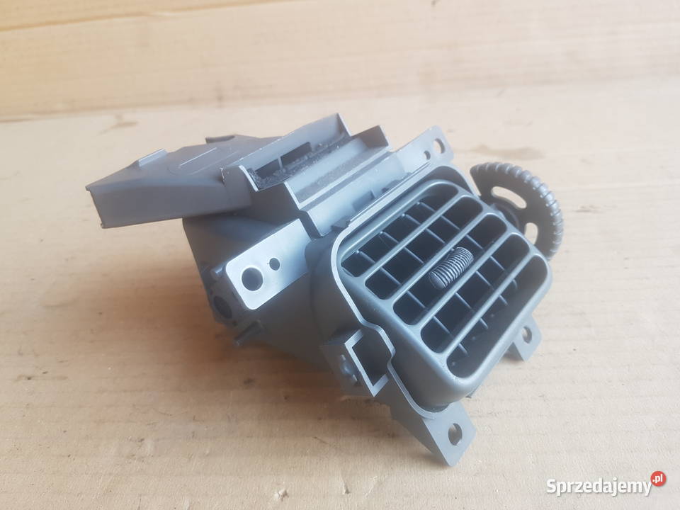 Suzuki Ignis FH 0003 kratka nawiewu ogrzewania dolnośląskie Legnica sprzedam