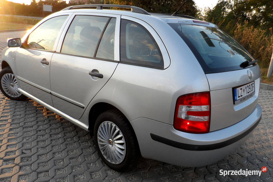 SKODA FABIA POLO 14 Mpi80KLIMAPiekna MAŁY radio