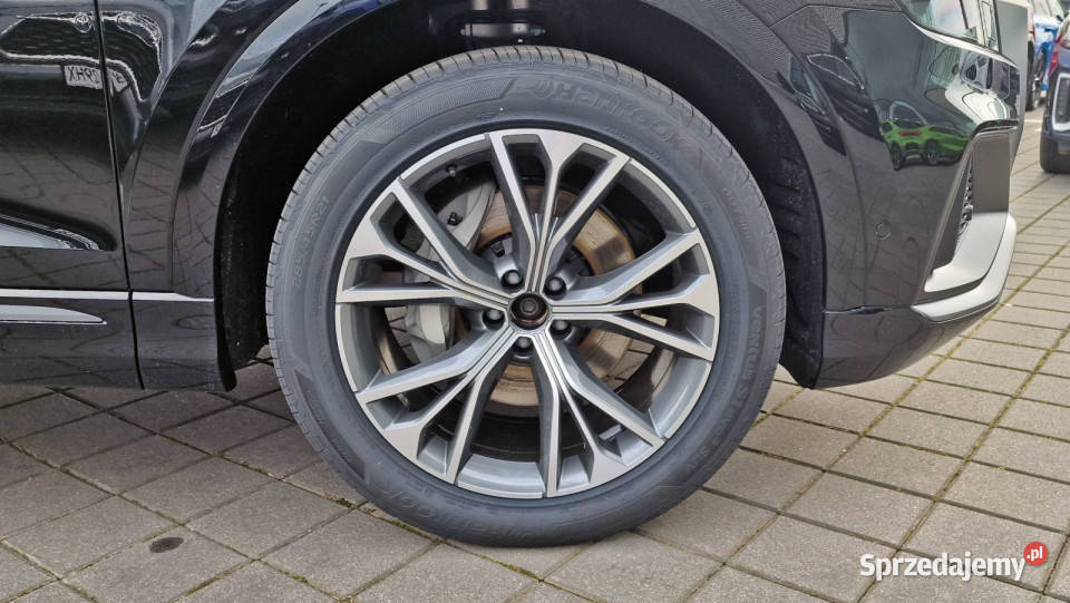 Salon Polska Q8 Adaptive Air Suspension Hak Matrix LED Poznań