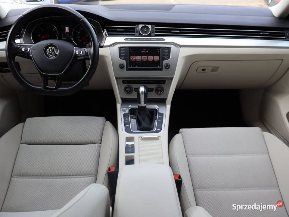 VW Passat 20 TDI światła przeciwmgielne Passat Bielany Wrocławskie